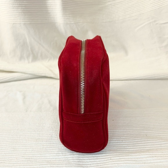 Gucci Red Velvet Cosmetics Bag / Clutch - Picture 5 of 16